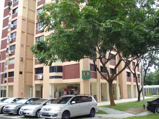 Blk 109 Jurong East Street 13 (Jurong East), HDB 5 Rooms #164222